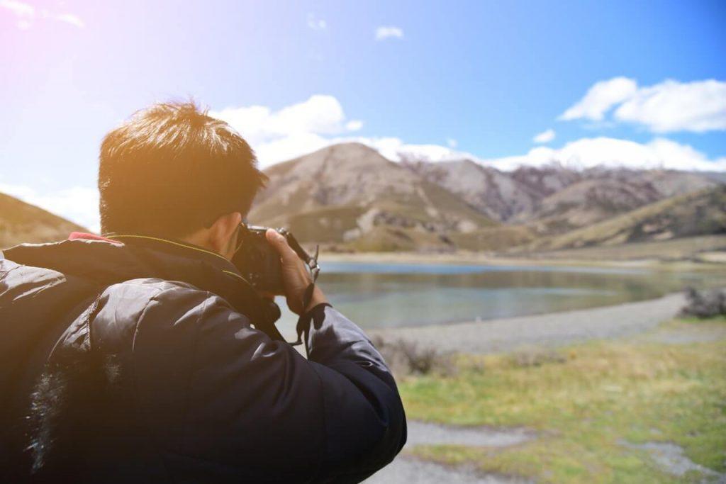 2.Are Mirrorless Cameras Better Than DSLRs for Landscape Photography