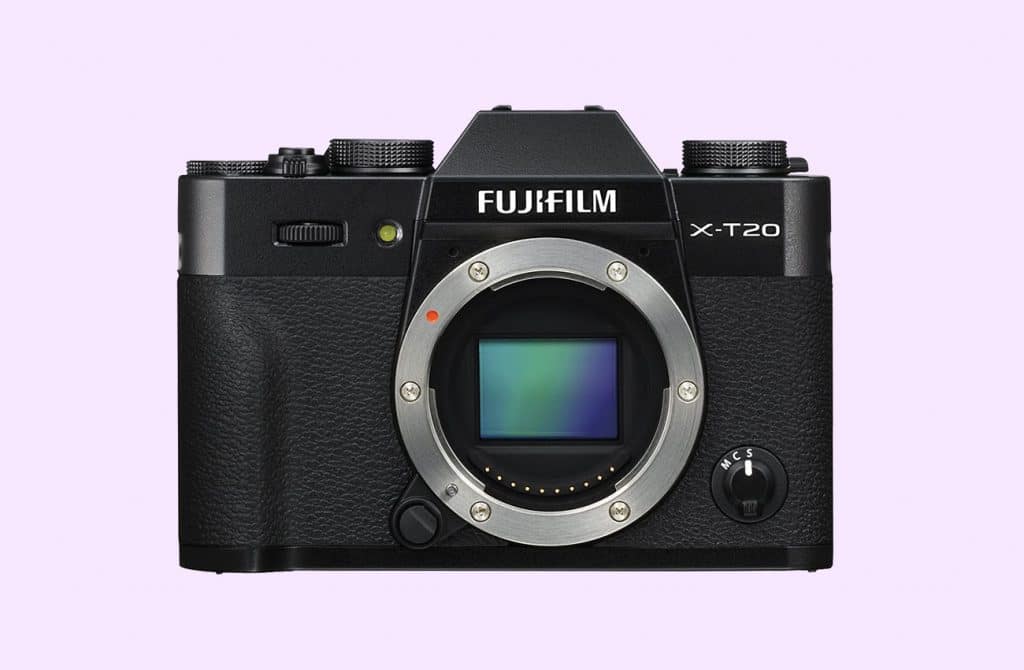 Fujifilm X-T20: (best mirrorless camera under $800)