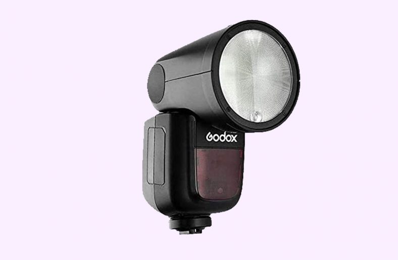 5 Best Third Party Flashes for Canon Cameras in 2022 [Buying Guide
