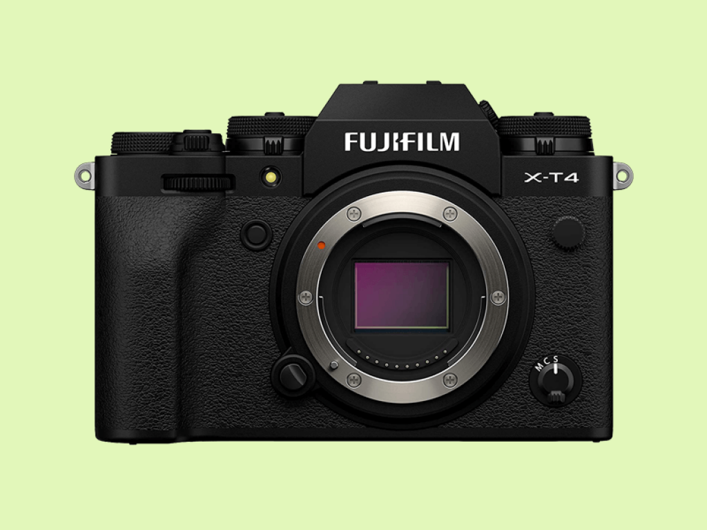 Fujifilm X-T4 (best mirrorless camera for car photography)