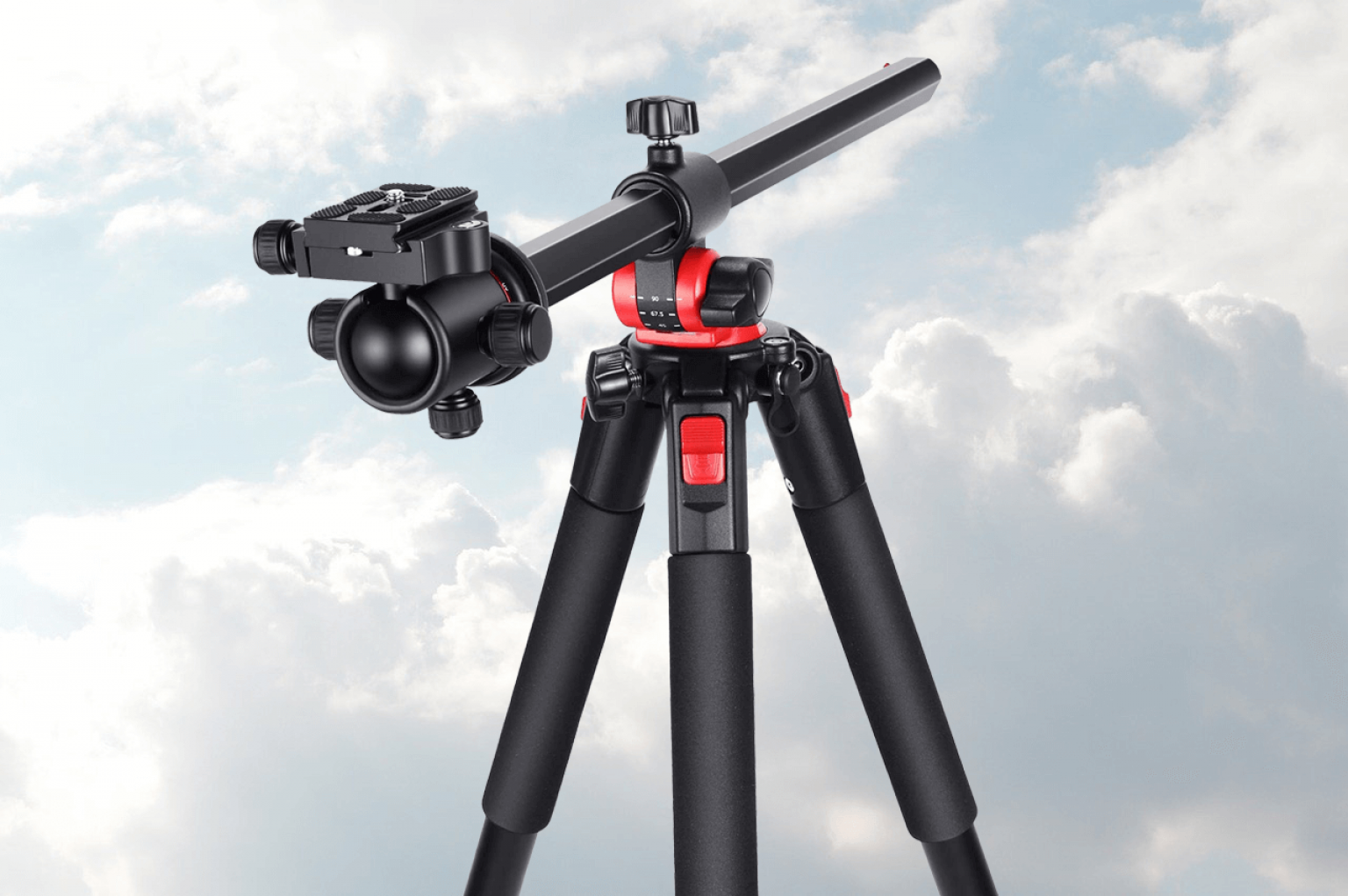 7 Best Tripods for Sony a6000, a5100 & a6500 in 2022 [Buying Guide]