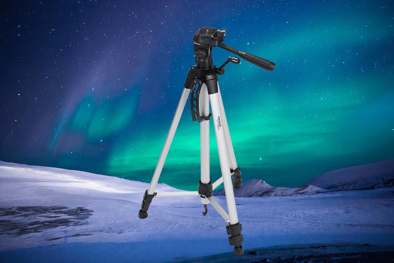 7 Best Tripods for Nikon D3300, D3400 & D3500 in 2022 [Buying Guide]