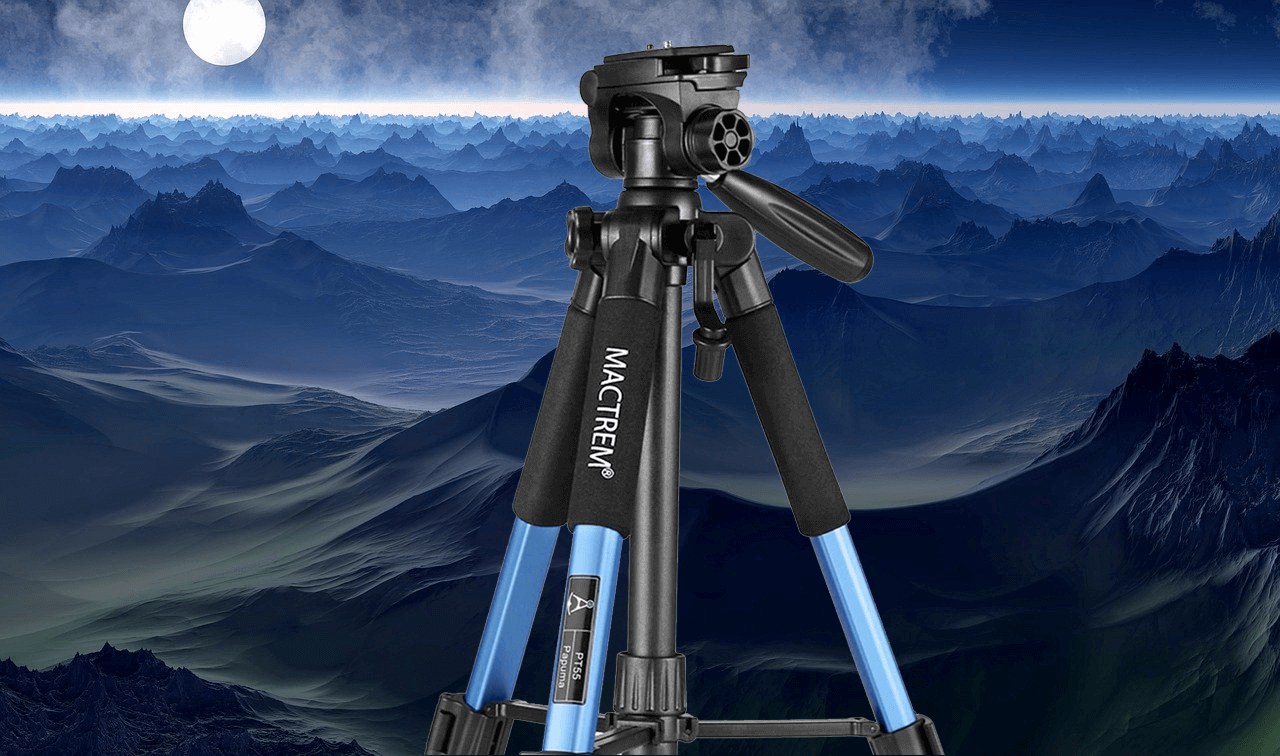 7 Best Tripods for Nikon D3300, D3400 & D3500 in 2022 [Buying Guide]